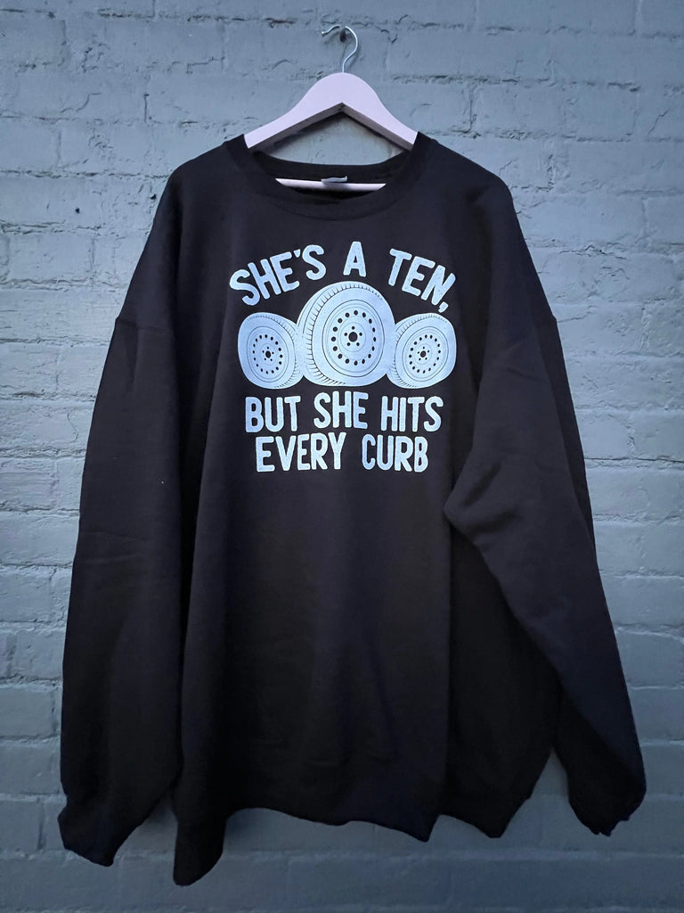 She's A 10 4xl Sweatshirt Ready to Ship Harper’s Haven
